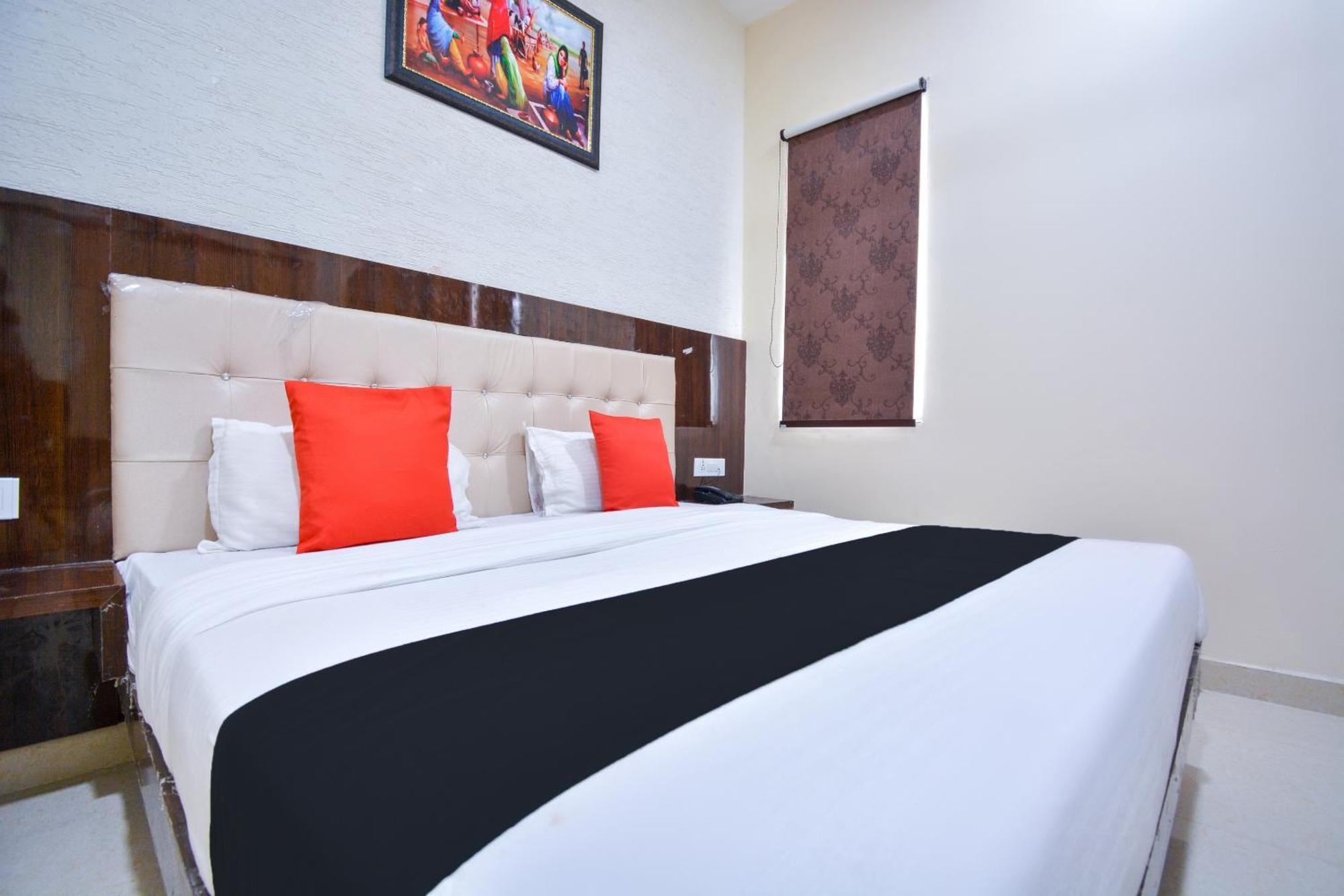 Capital O Moments Inn Amritsar Exteriér fotografie
